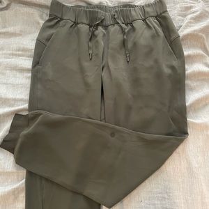 Lululemon On The Fly Joggers